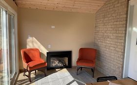 New & Cozy Niagara Getaway. 7 Mins From The Falls